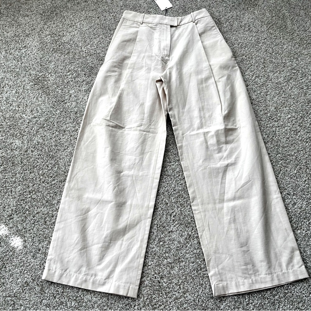 NWT Zara cream trousers size medium